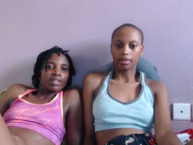 Wet-pussy66's BongaCams show and profile