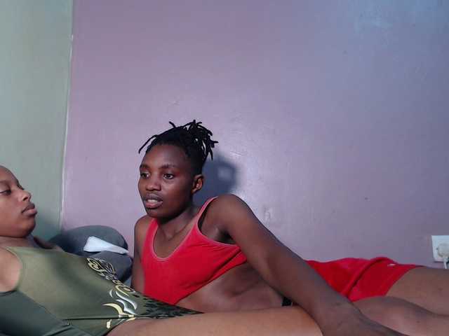 Wet-pussy66's BongaCams show and profile