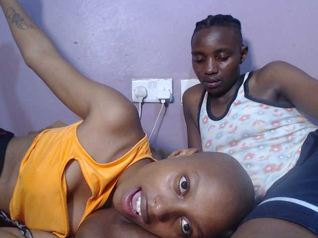 Wet-pussy66's BongaCams show and profile