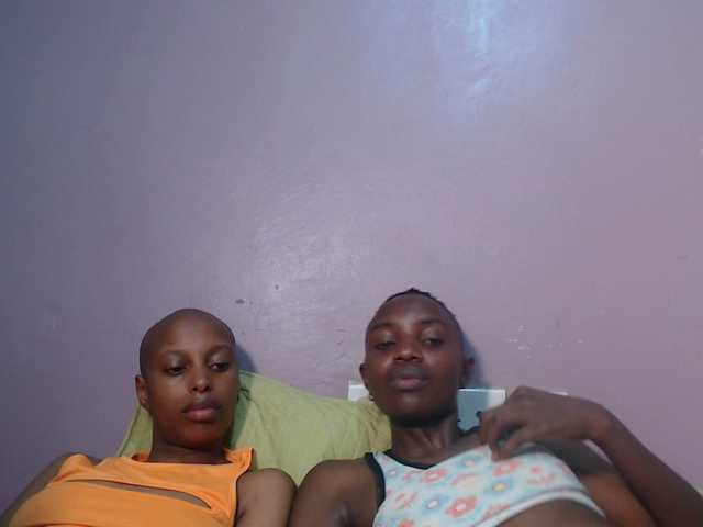 Wet-pussy66's BongaCams show and profile