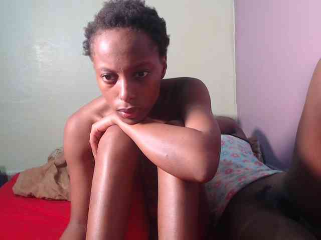 Wet-pussy66 Live Webcam on BongaCams