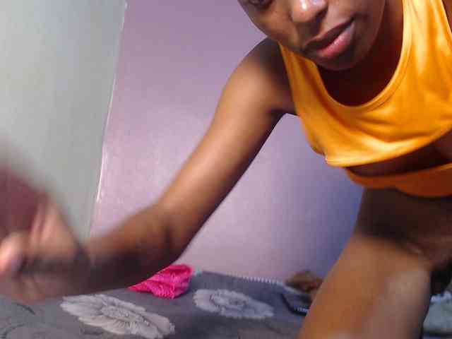 Wet-pussy66 Live Webcam on BongaCams