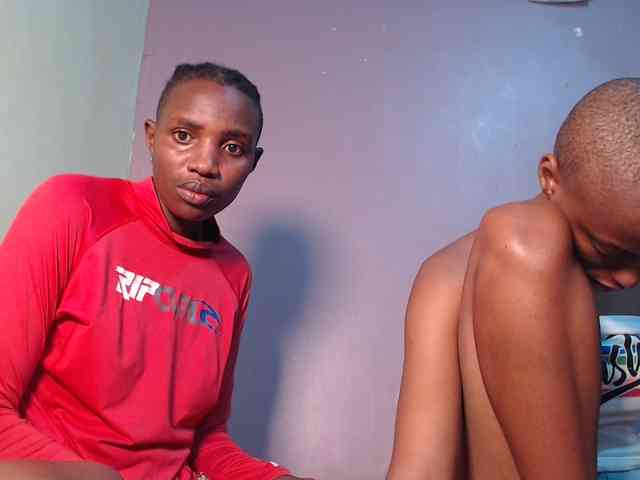 Wet-pussy66 Live Webcam on BongaCams