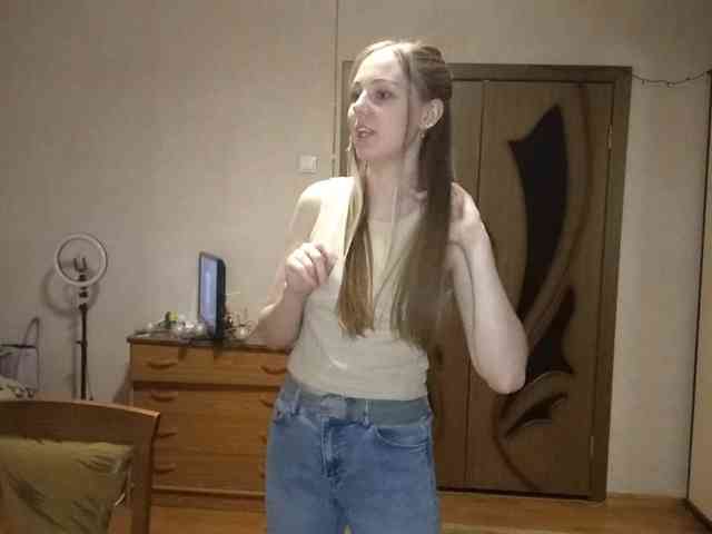 KimikoChandronnait webcam