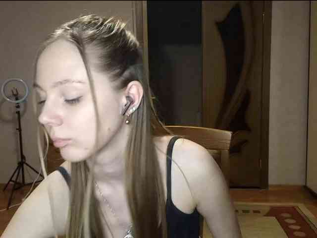 KimikoChandronnait webcam