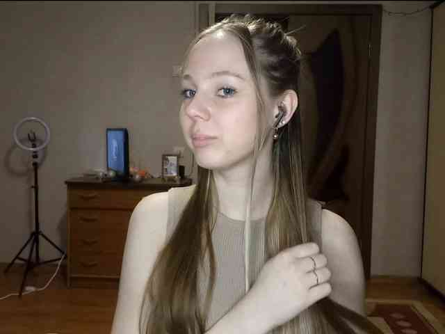 KimikoChandronnait webcam