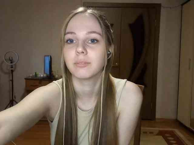 KimikoChandronnait webcam