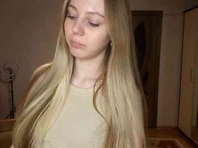 KimikoChandronnait webcam