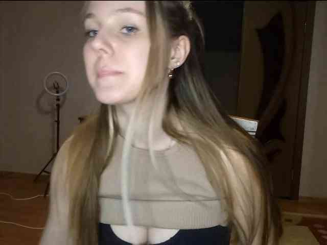 KimikoChandronnait webcam