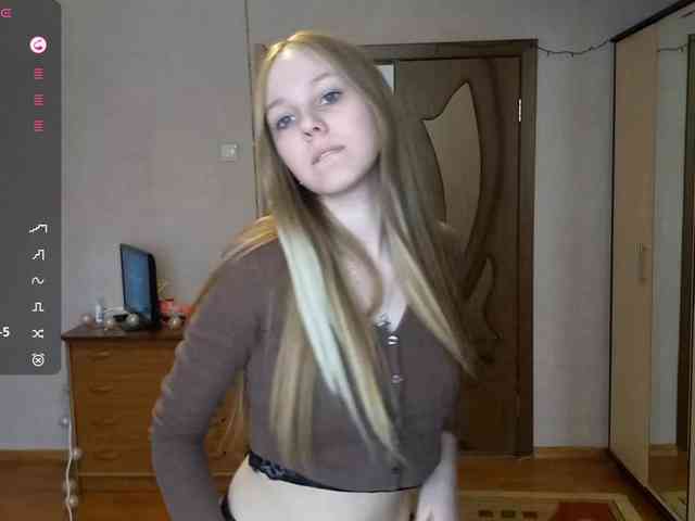 KimikoChandronnait webcam