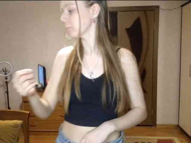 KimikoChandronnait webcam