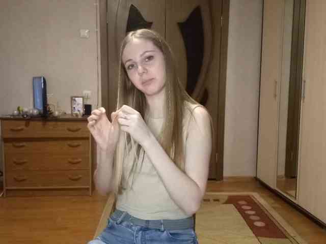 KimikoChandronnait webcam