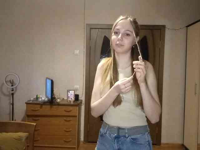 KimikoChandronnait webcam