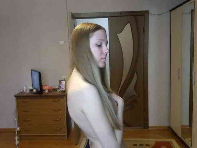 KimikoChandronnait webcam