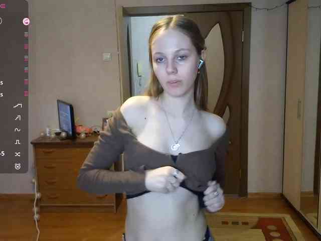 KimikoChandronnait webcam