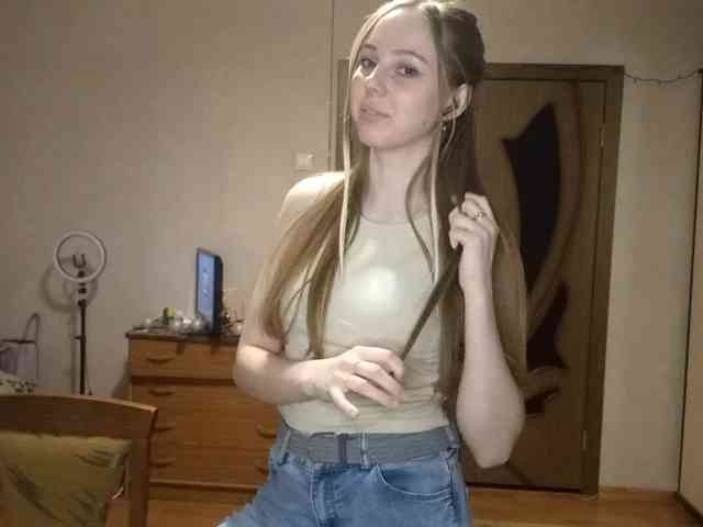 KimikoChandronnait webcam