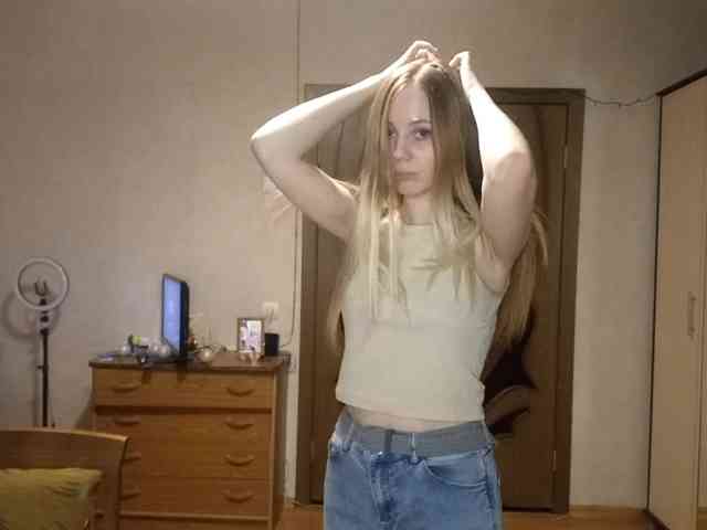 KimikoChandronnait webcam