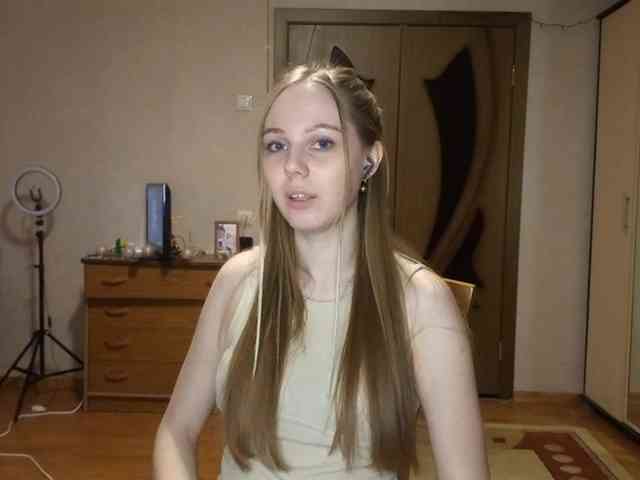 KimikoChandronnait webcam