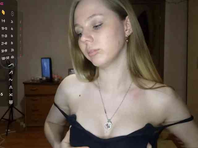 KimikoChandronnait KimikoChandronnait