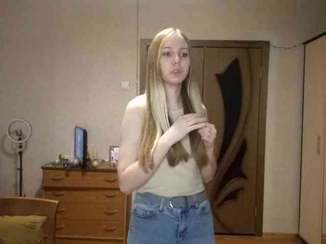 KimikoChandronnait KimikoChandronnait