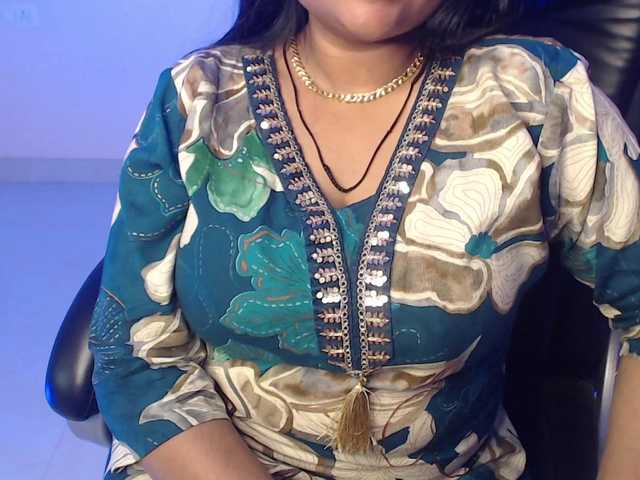 Kannu-'s BongaCams show and profile