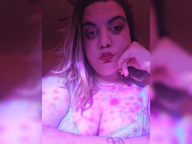 Giuliajulia – webcam model profile photo