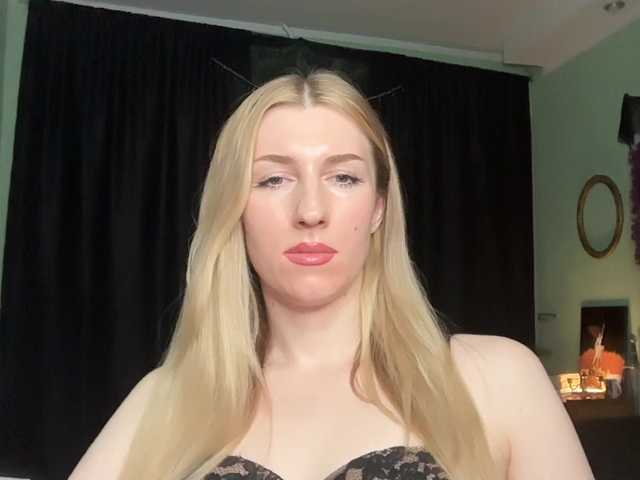 MissKetam1ine's BongaCams show and profile