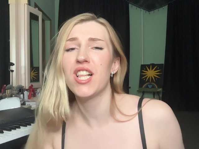 go to chat with MissKetam1ine