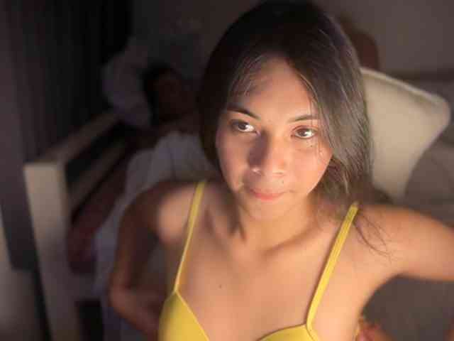 Queensis Live Webcam on BongaCams