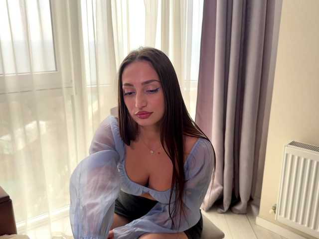 AmiraMartin webcam stream