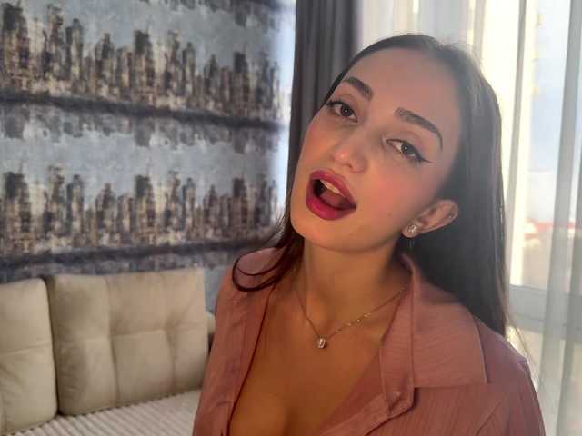 AmiraMartin live cam