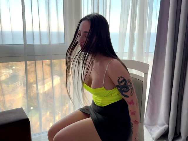 AmiraMartin webcam stream