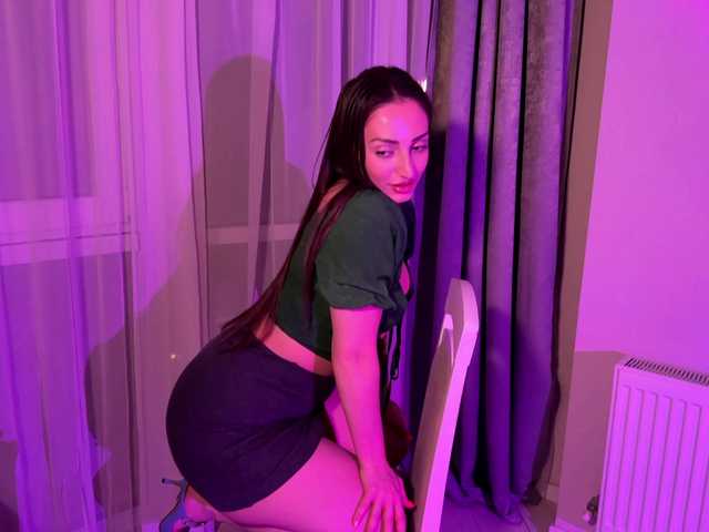 AmiraMartin from BongaCams