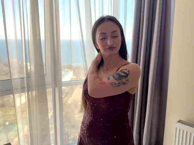 AmiraMartin Live Webcam on BongaCams