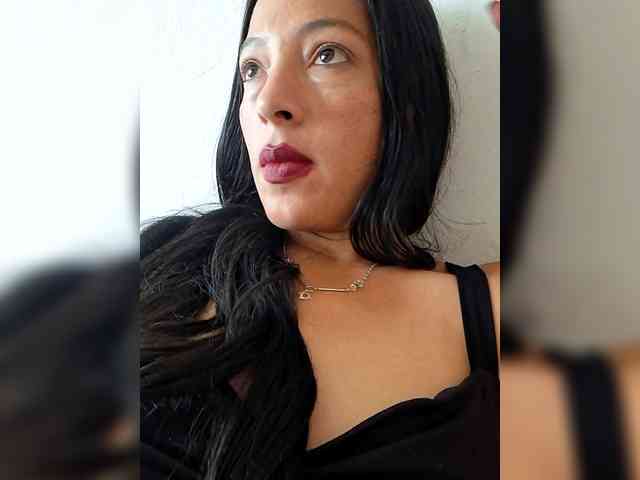 GiaGold Live Webcam on BongaCams