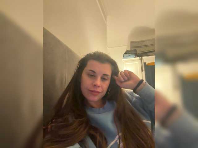 Violettiara's avatar