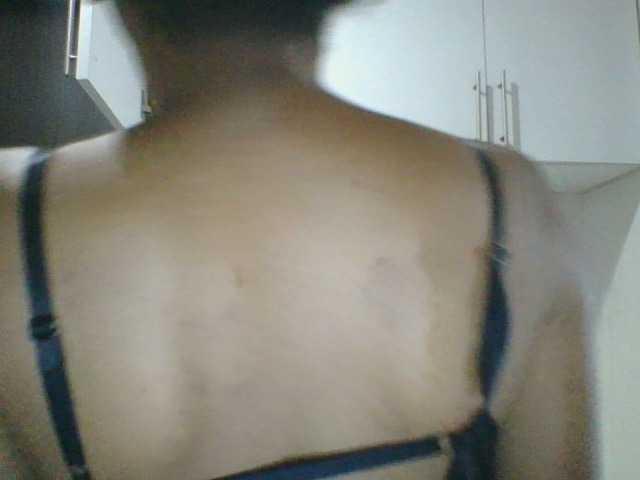 Sinfulpetite's BongaCams show and profile