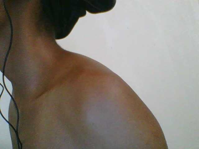 Sinfulpetite's BongaCams show and profile