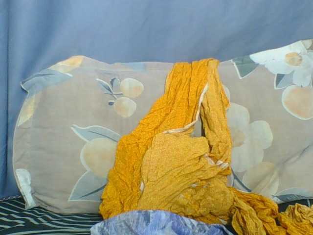 Sinfulpetite's BongaCams show and profile