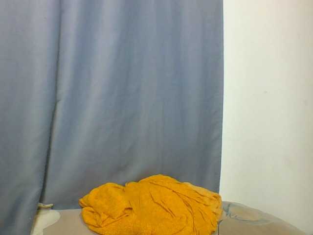 Sinfulpetite's BongaCams show and profile