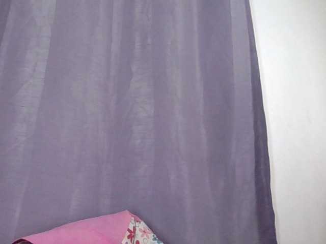 Sinfulpetite's BongaCams show and profile