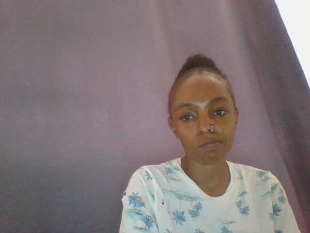 Sinfulpetite's BongaCams show and profile