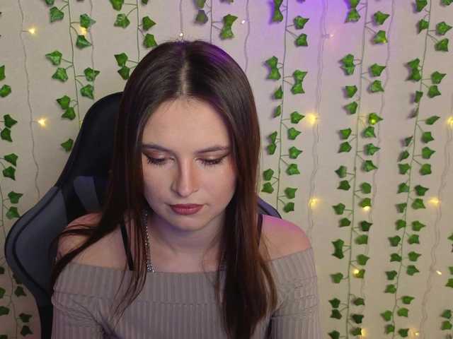 AliceIMonta's BongaCams show and profile