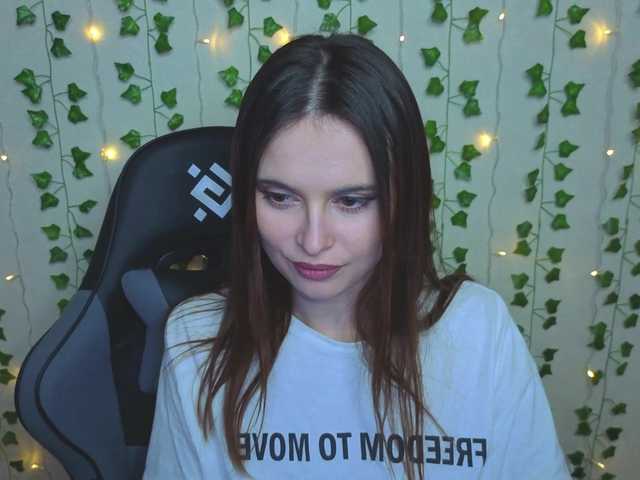 AliceIMonta's BongaCams show and profile