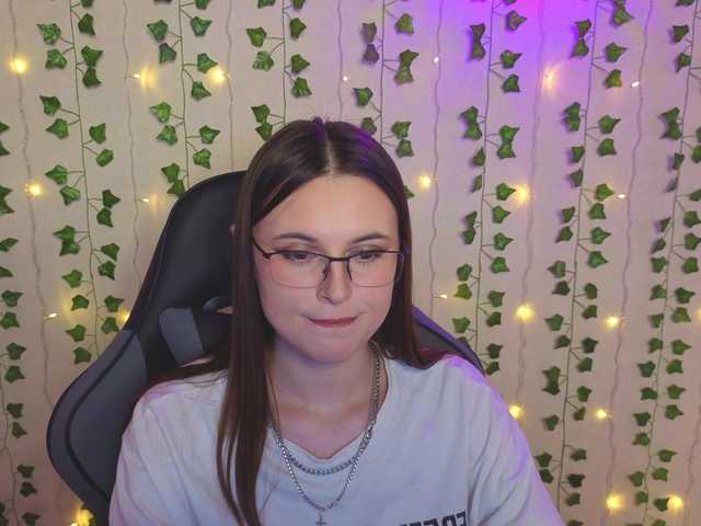 AliceIMonta's BongaCams show and profile