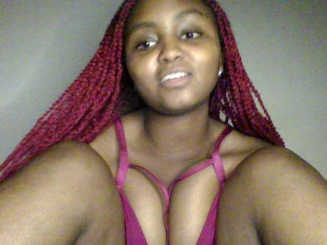 Prettyval video chat preview