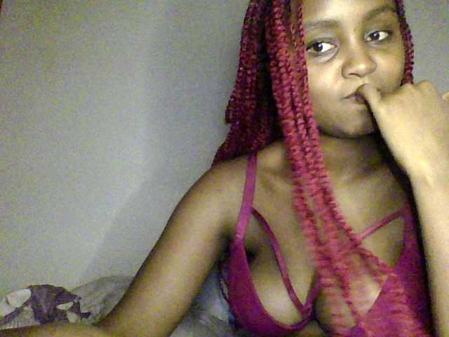 Prettyval video chat preview