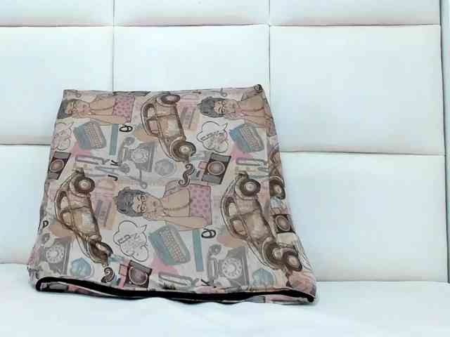 luciana-hot699 webcam