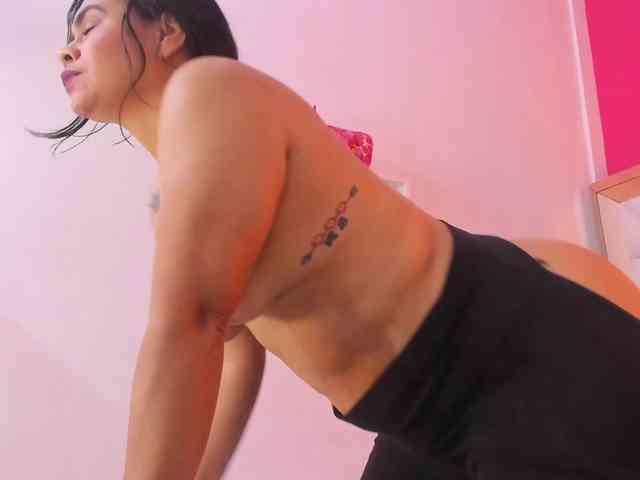 Leticia-mature69 webcam