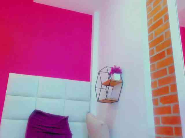 Leticia-mature69 webcam